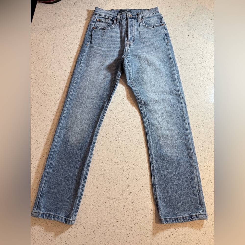 Aeropostale 90's Super high rise straight light wash blue jeans